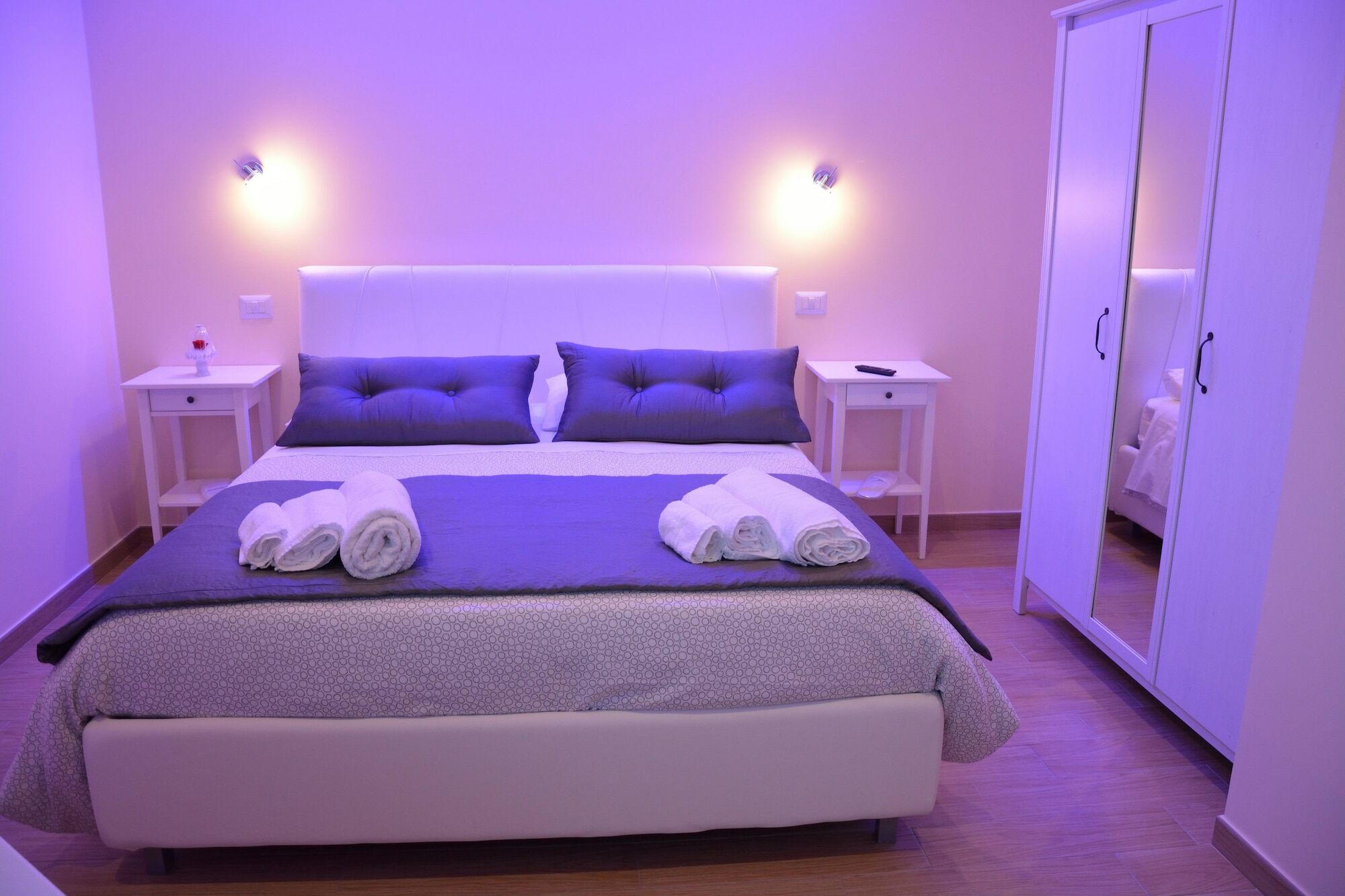 B&B "Croce Nivera" ヴィボ・ヴァレンツィア エクステリア 写真